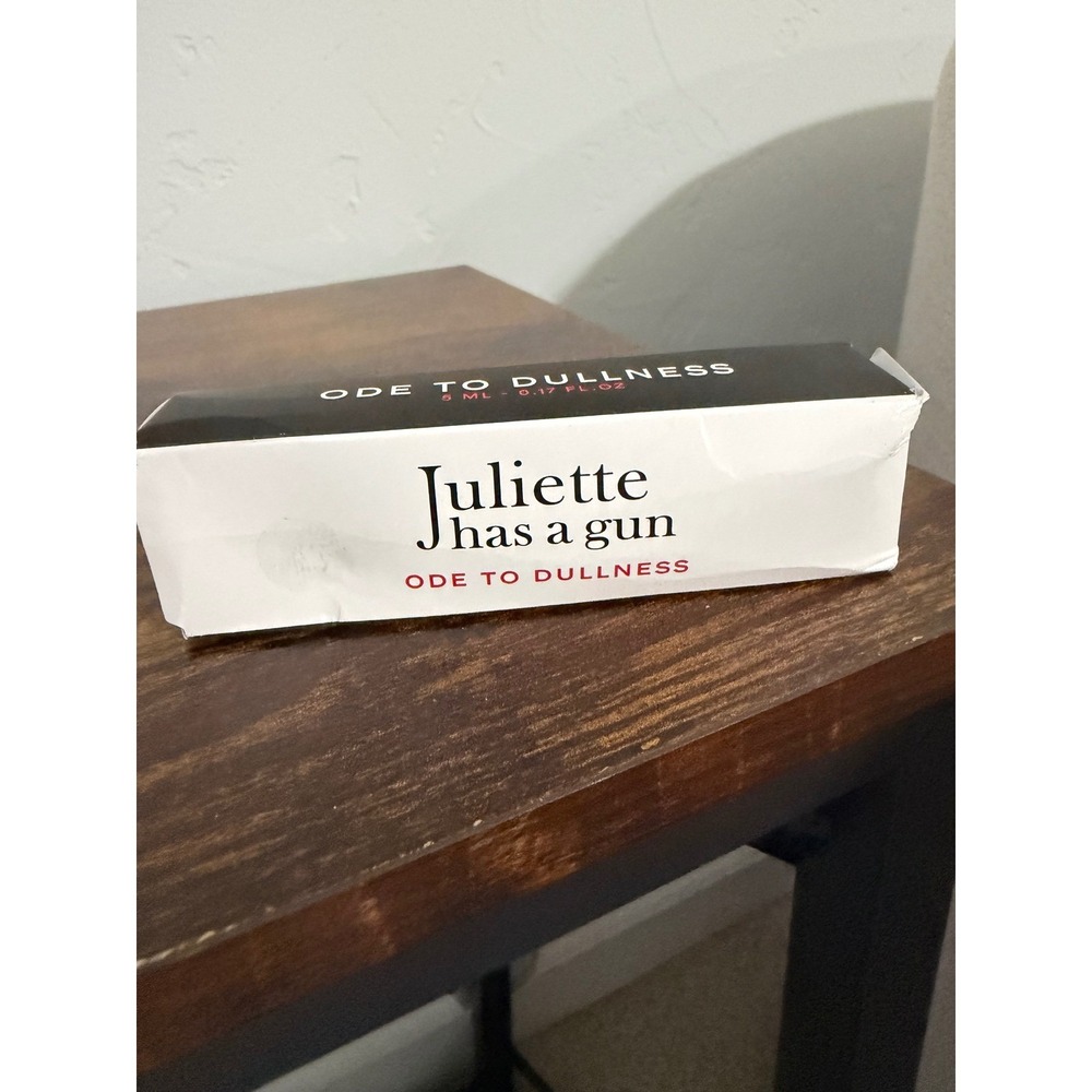 Juliette Has A Gun Ode To Dullness Eau de Parfum 5ml 0.17oz Travel Mini NIB